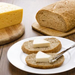 Phô Mai EuroCow ăn kèm bánh mì