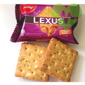 Bánh quy kẹp Lexus Munchy’s 150g được các bạn trẻ yêu thích