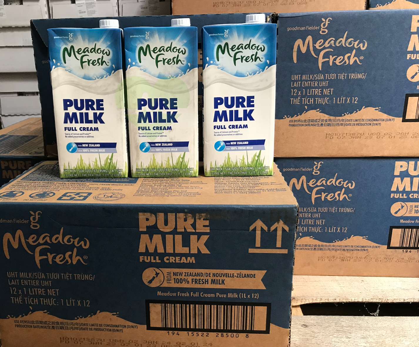 Sữa tươi nguyên kem meadow fresh hộp 1L