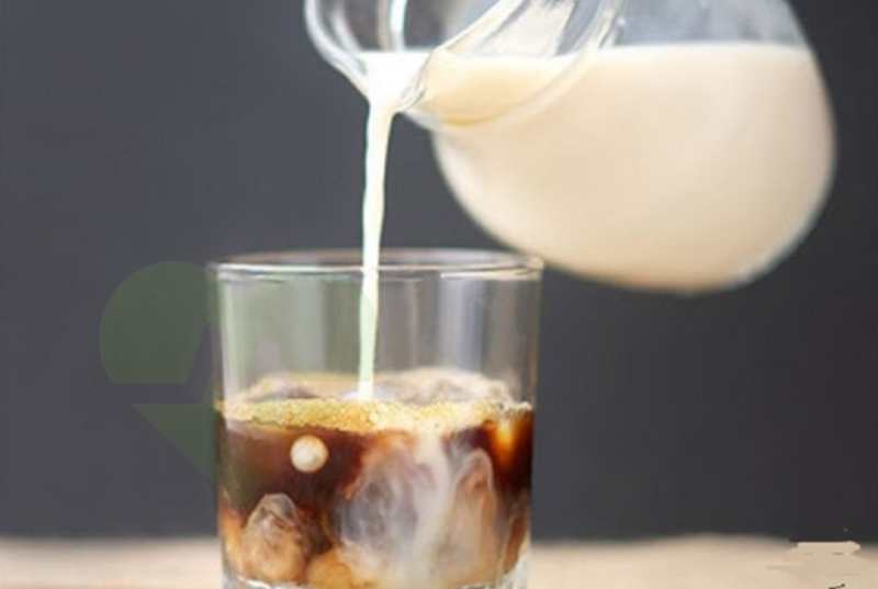 Sữa tươi nguyên kem dùng để pha chế cafe 