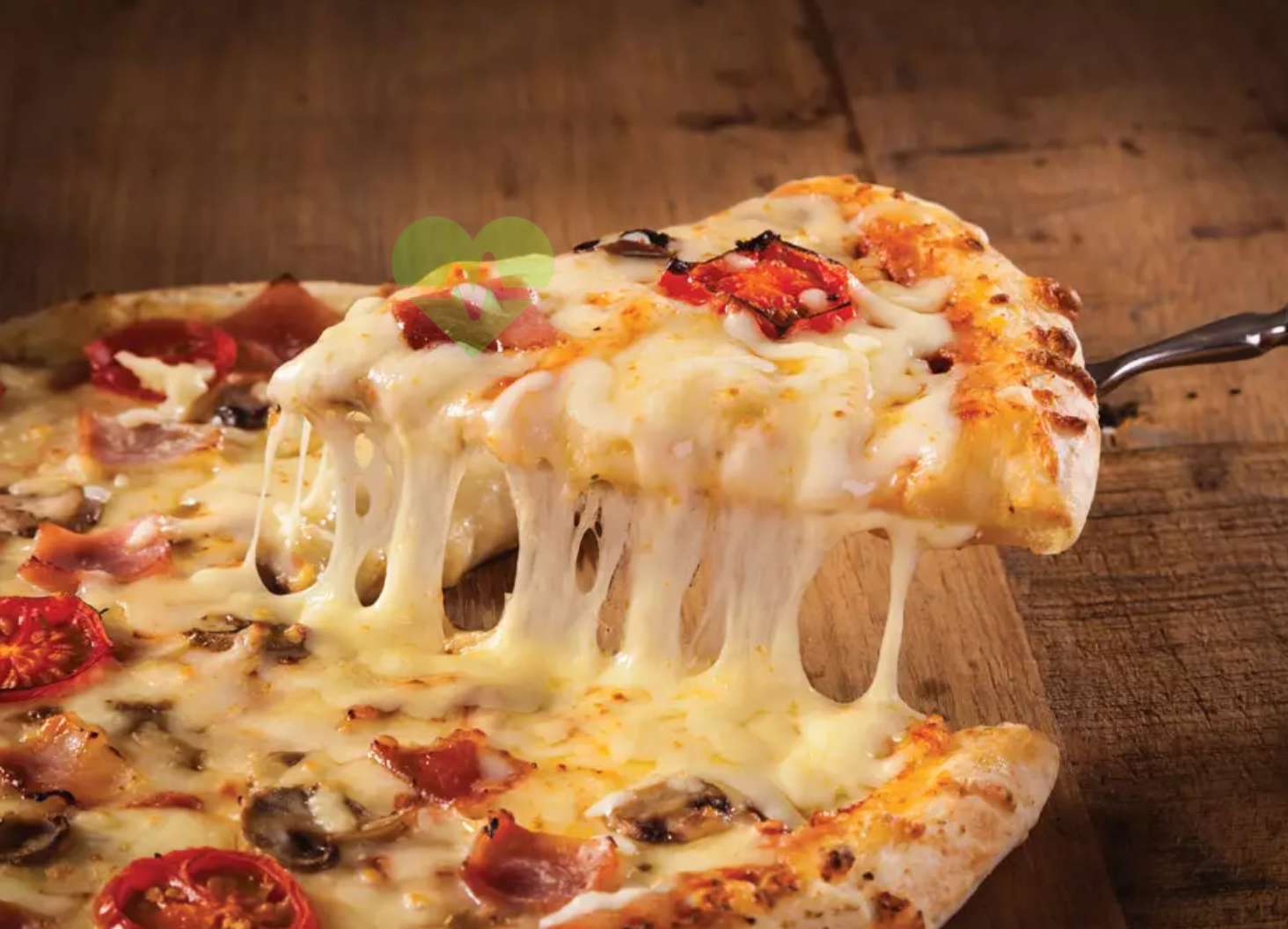 Phô mai labanita ăn trong pizza