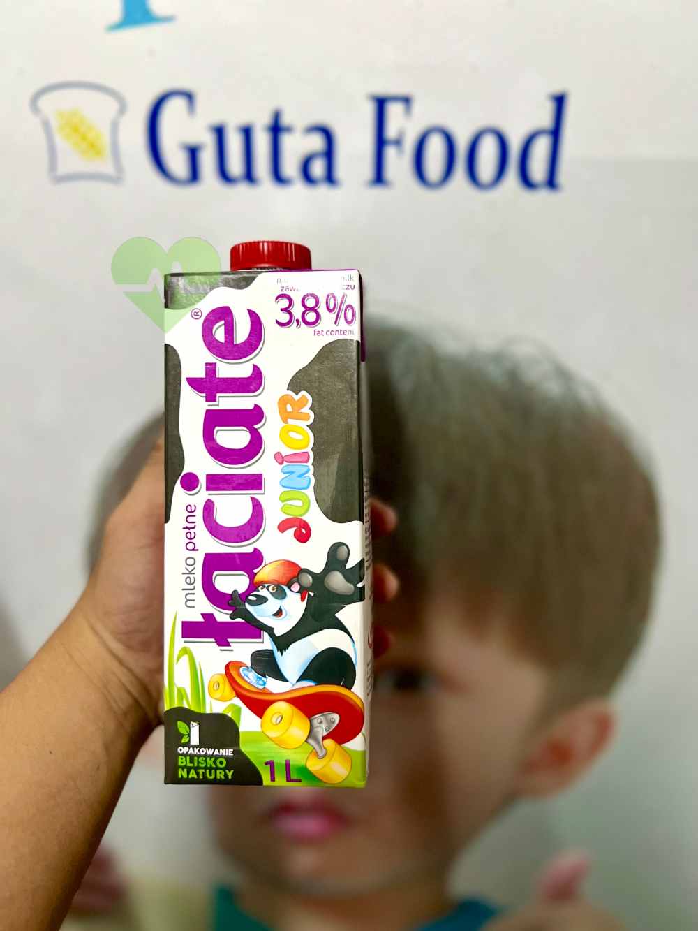 Sữa tươi không đường Laciate béo 3,8%